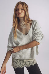 See Me V-Neck Pullover