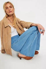 Wrangler X Lainey Wilson Pull-On Flare Jeans