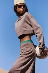 Shortcut Pullover