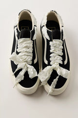 Vans Old Skool Coquette Sneakers