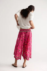 Sweet Reaction Pull-On Wide-Leg Crop Pants