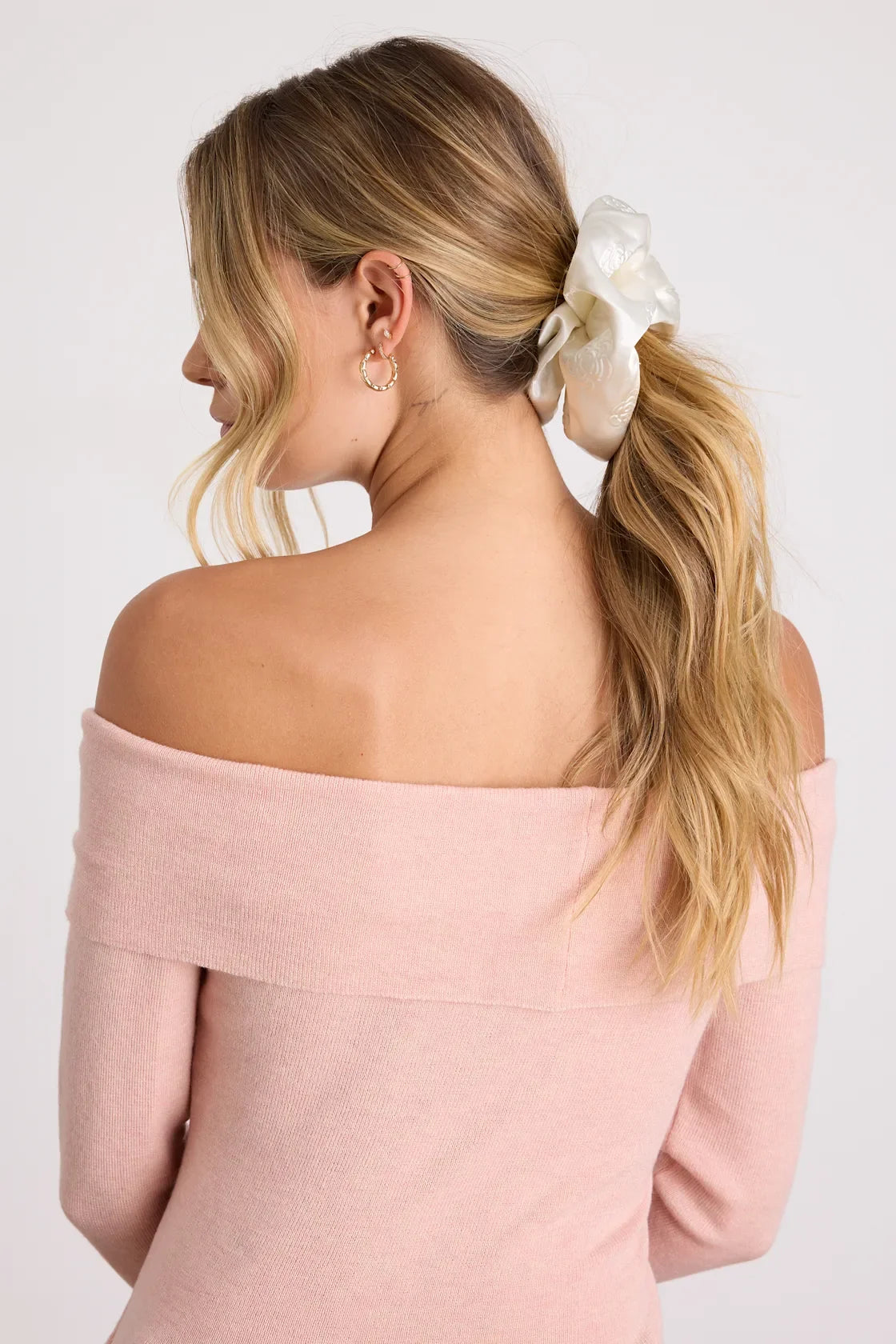 Johana Ivory and Charcoal Satin Floral Scrunchie Set
