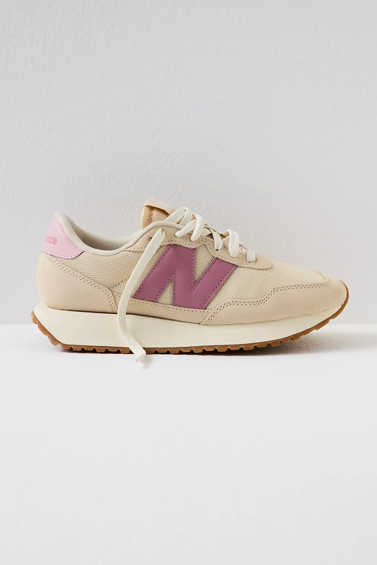 New Balance 237 Sneakers