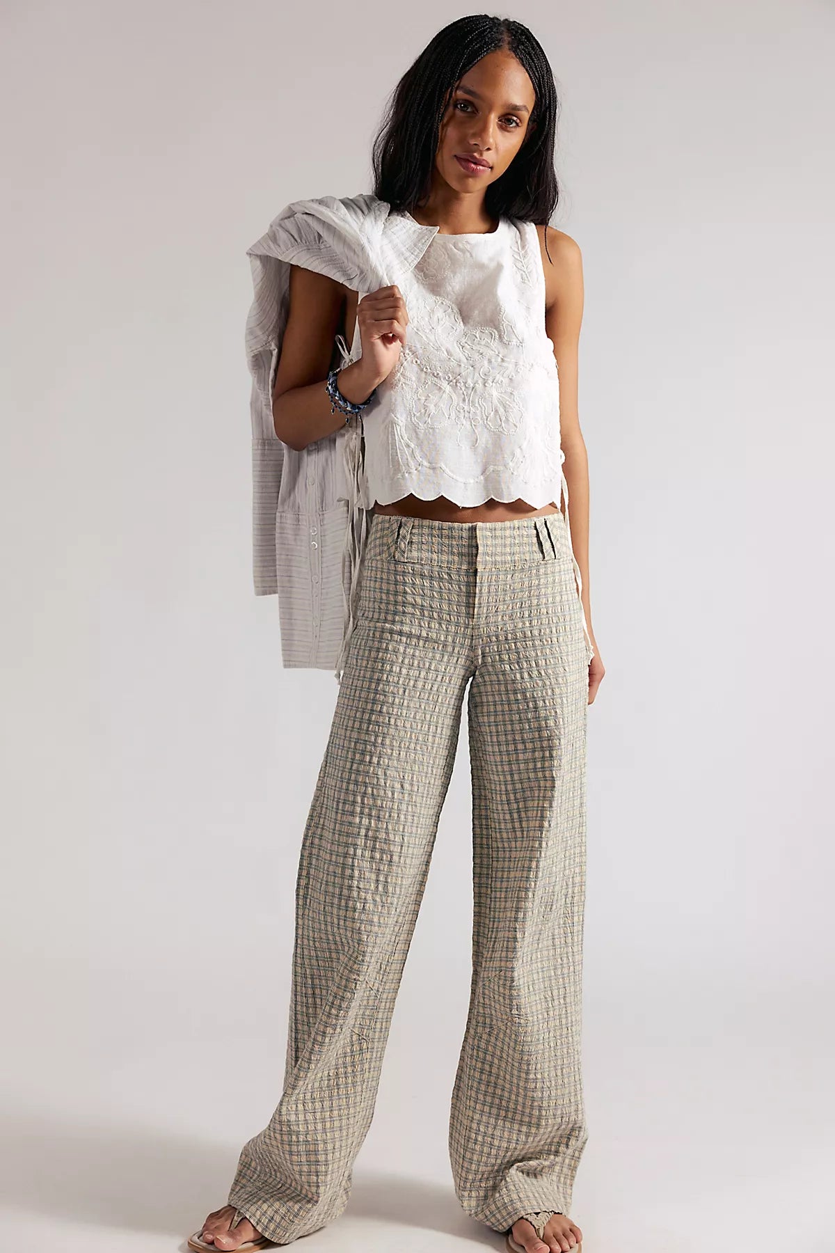 Time Flies Low-Rise Clean Trousers