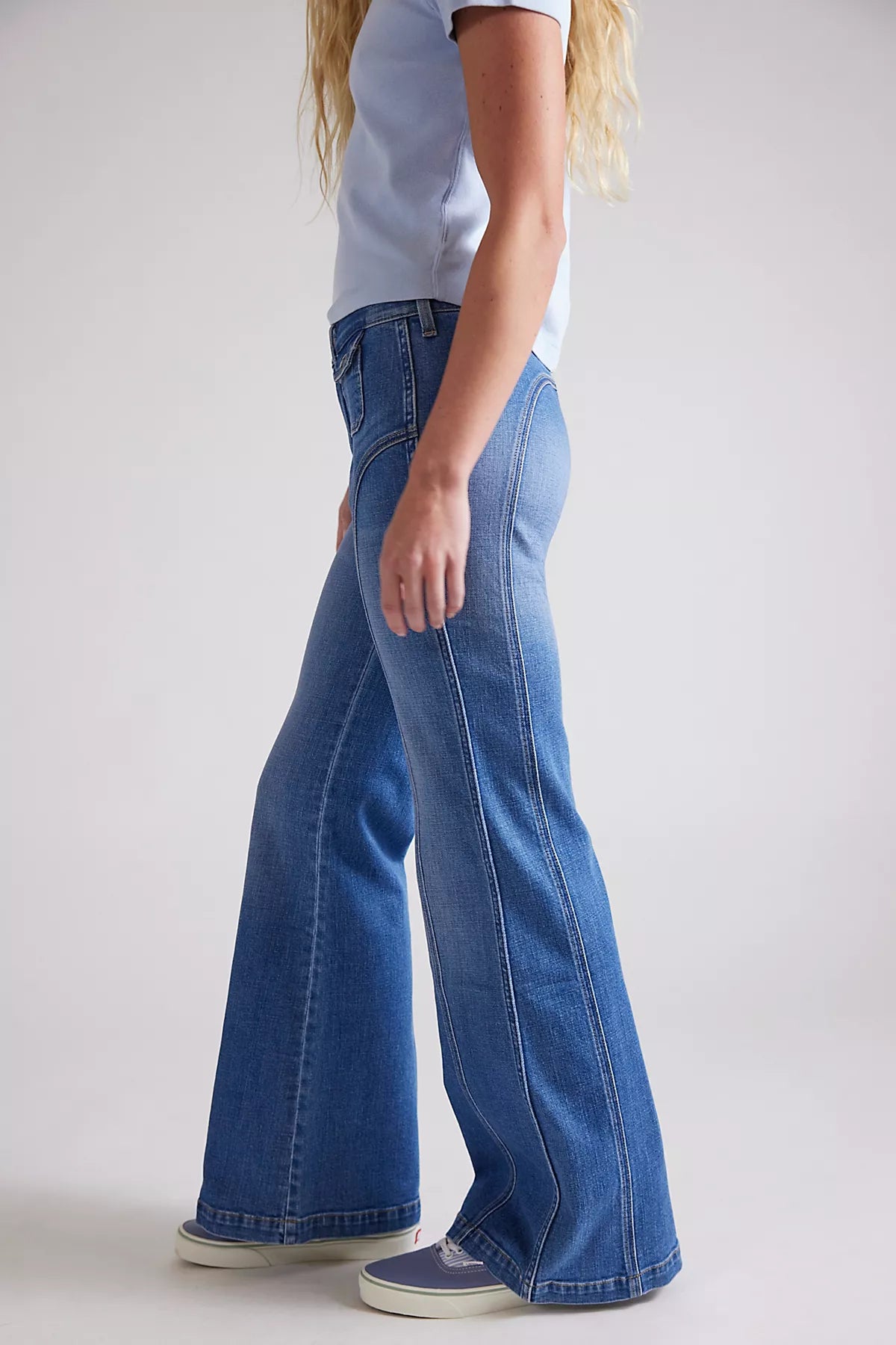Wrangler '70s Seamed Flare Jeans