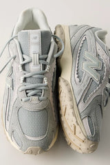 New Balance 204L Satin Sneakers
