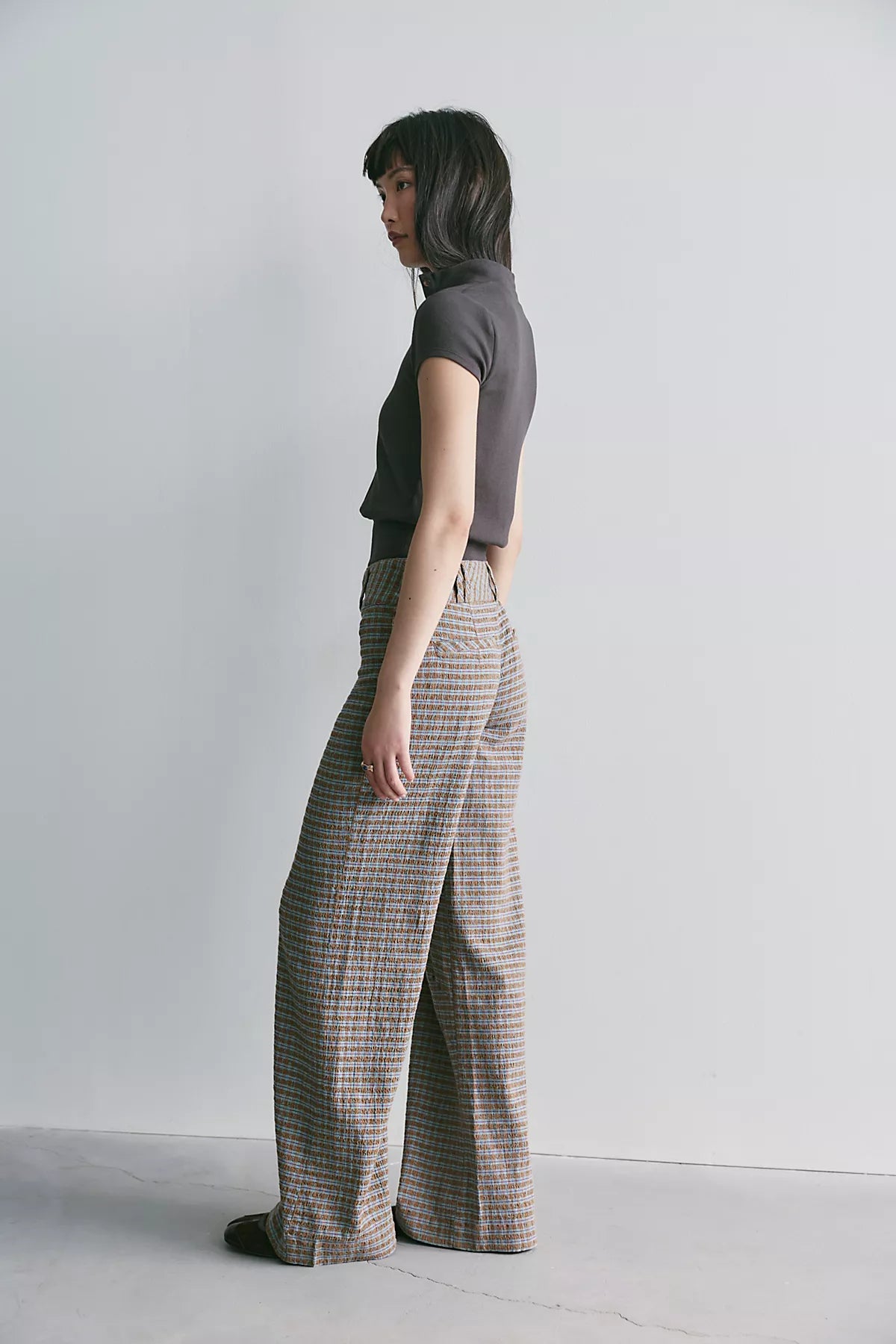 Time Flies Low-Rise Clean Trousers